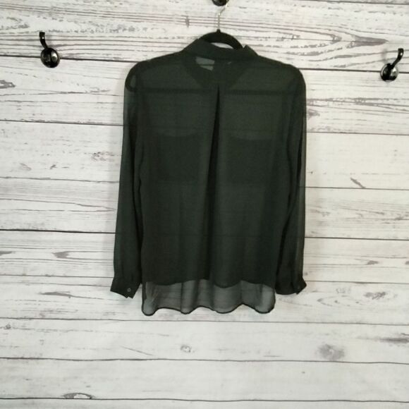 "Ambiance apparel" woman's blouse  - Picture 3 of 6